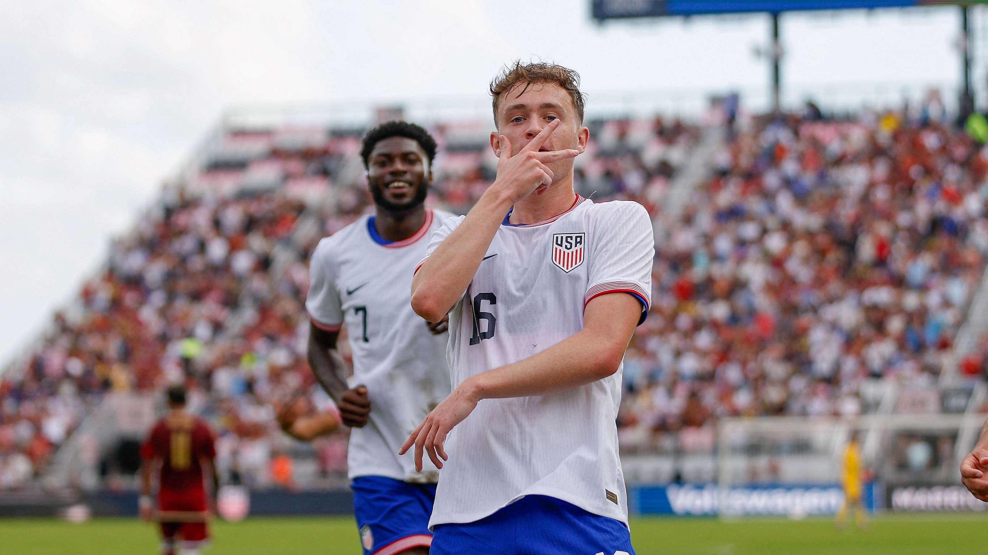 国足今晚能否打破主场魔咒 拿下泰国重振士气 迎接更大挑战